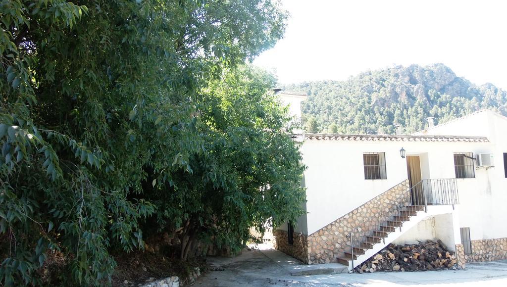 Casas La Piedra De Tiscar Villa Exterior photo